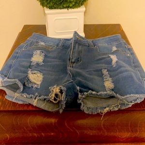 Destructed jean shorts size small super cute